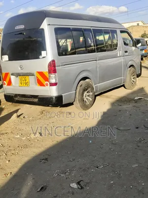 Toyota HiAce 2008 Silver