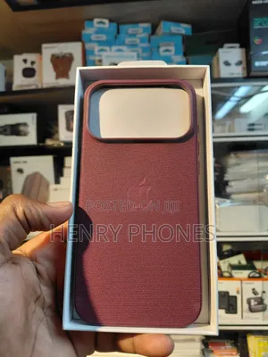 iPhone 18proMax Techwoven Case