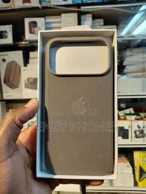 iPhone 18proMax Techwoven Case