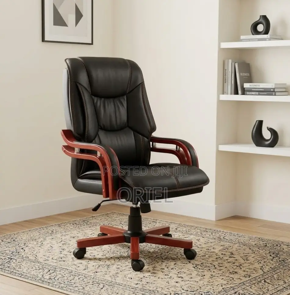 Executive Office Leather Chair : Directors Chair
