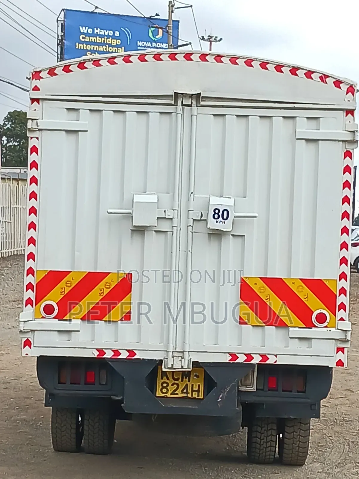 Toyota Dyna Trucks 2008 White