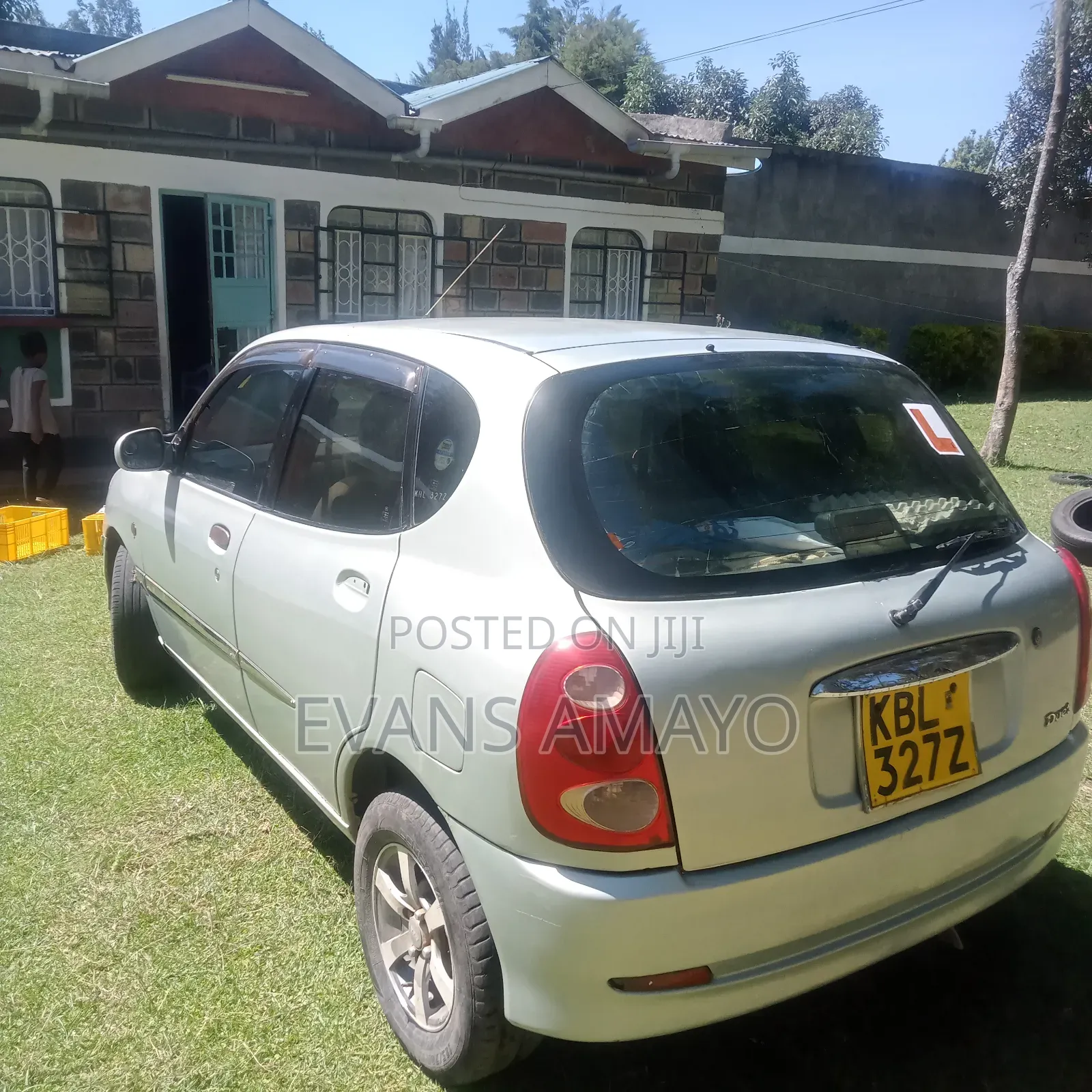 Toyota Vitz 2004 Burgundy