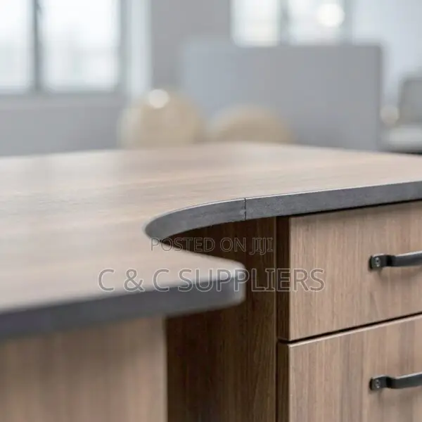 Curved Generic Classroom Study Desk