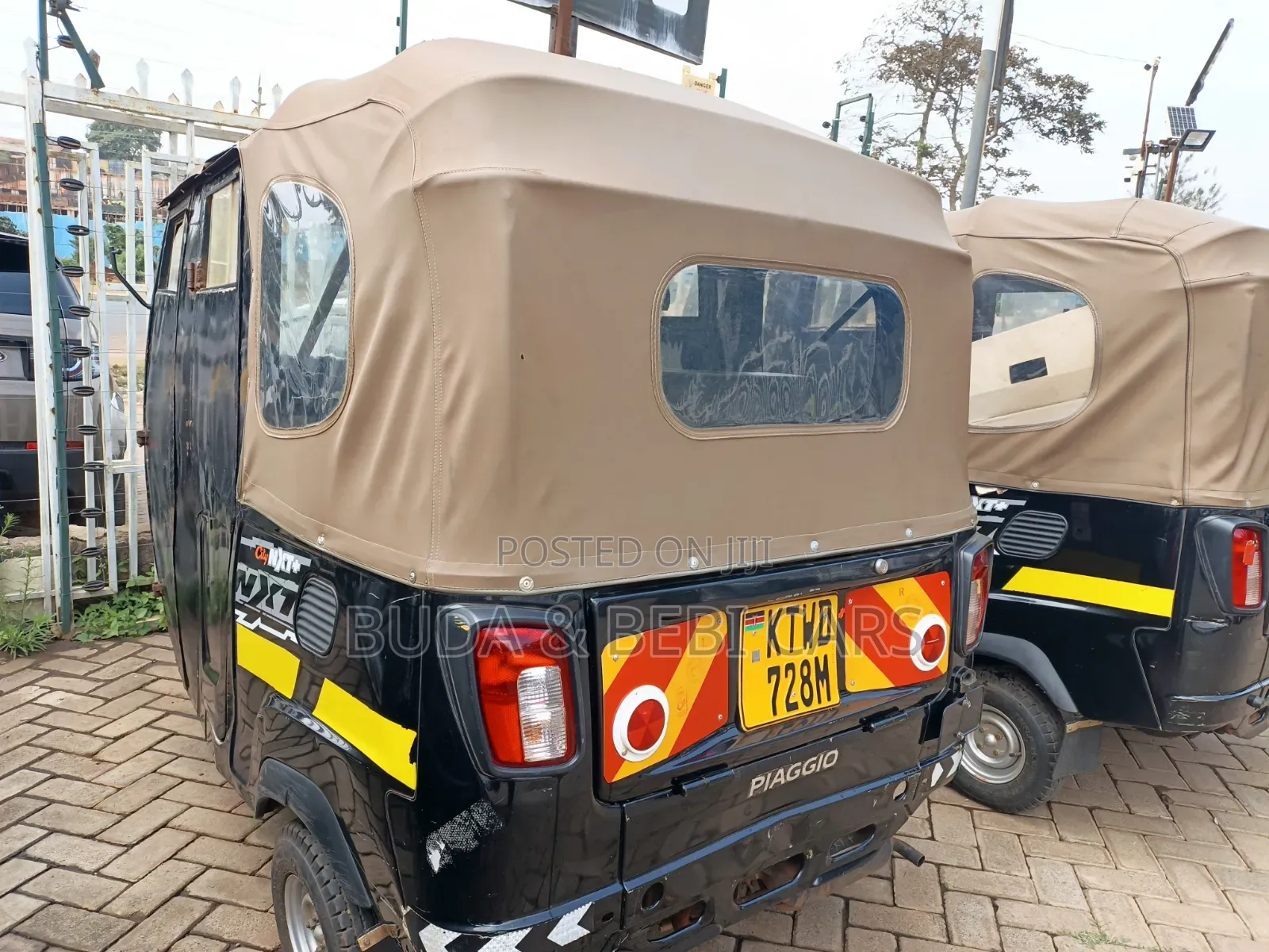 Piaggio 2025 Black