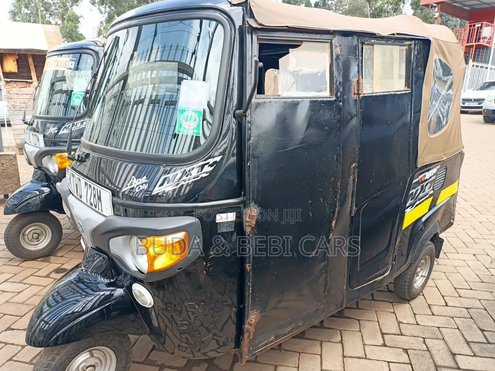 Piaggio 2025 Black