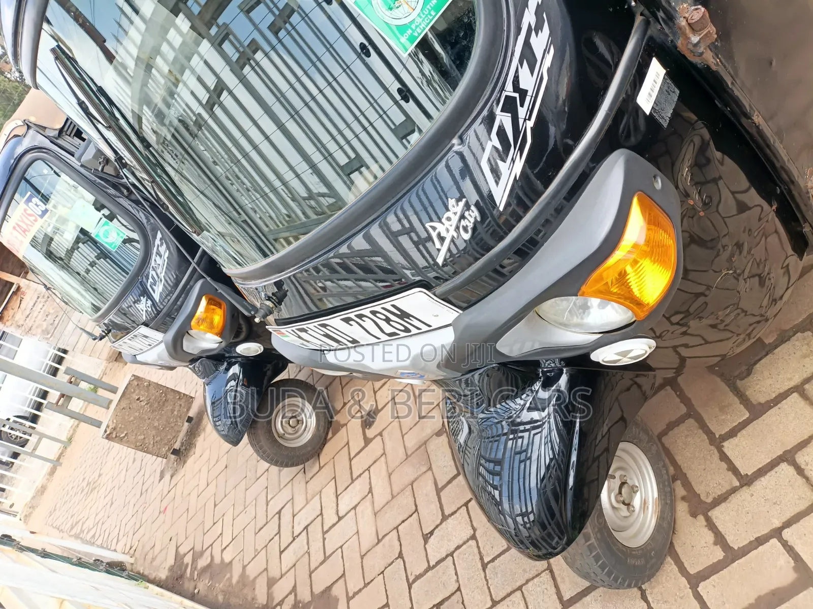 Piaggio 2025 Black