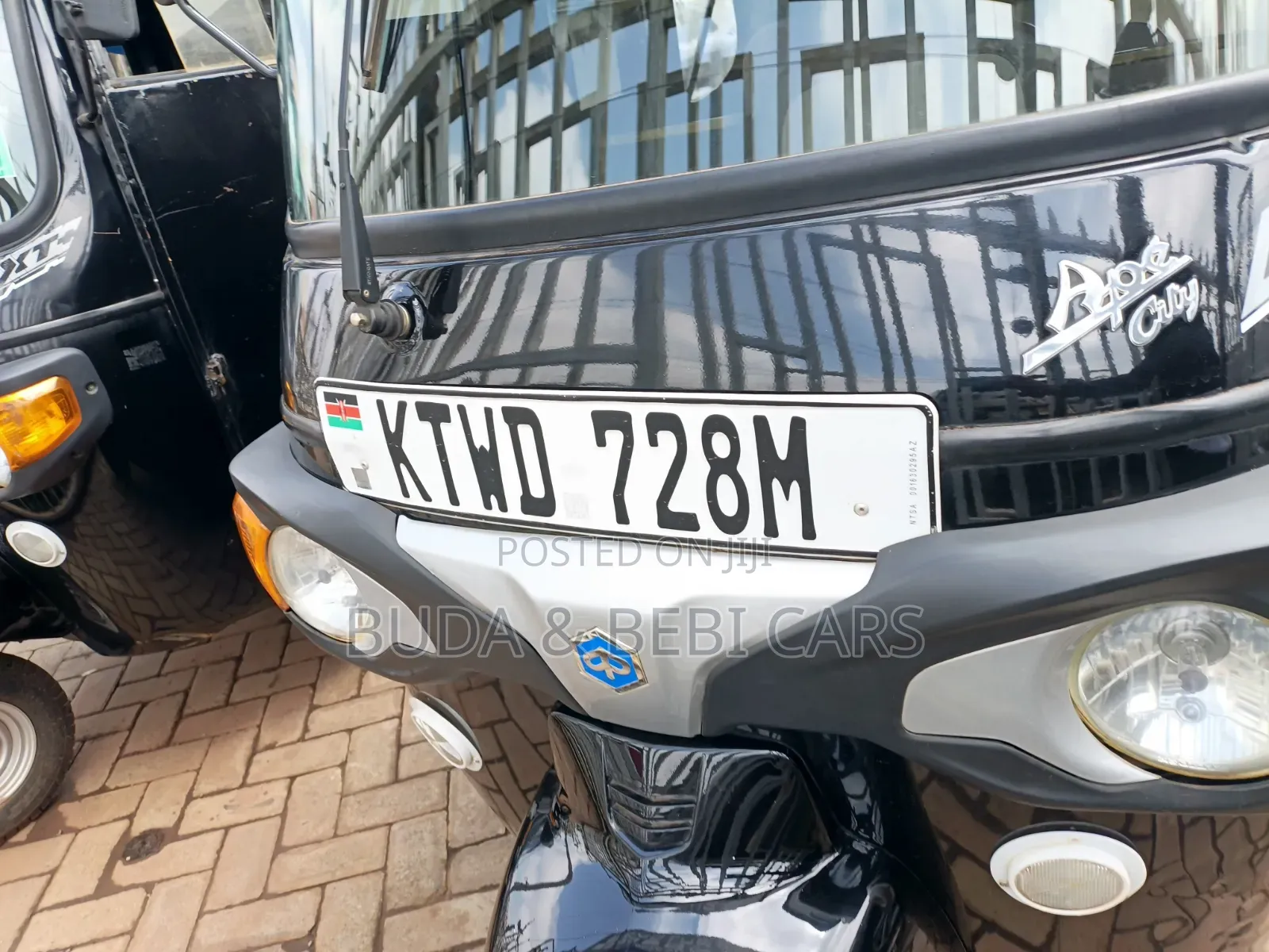 Piaggio 2025 Black