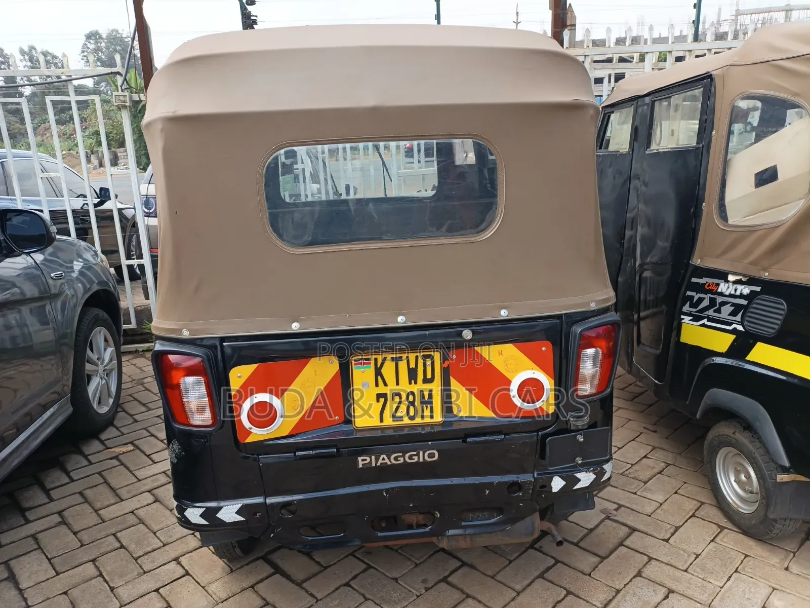 Piaggio 2025 Black