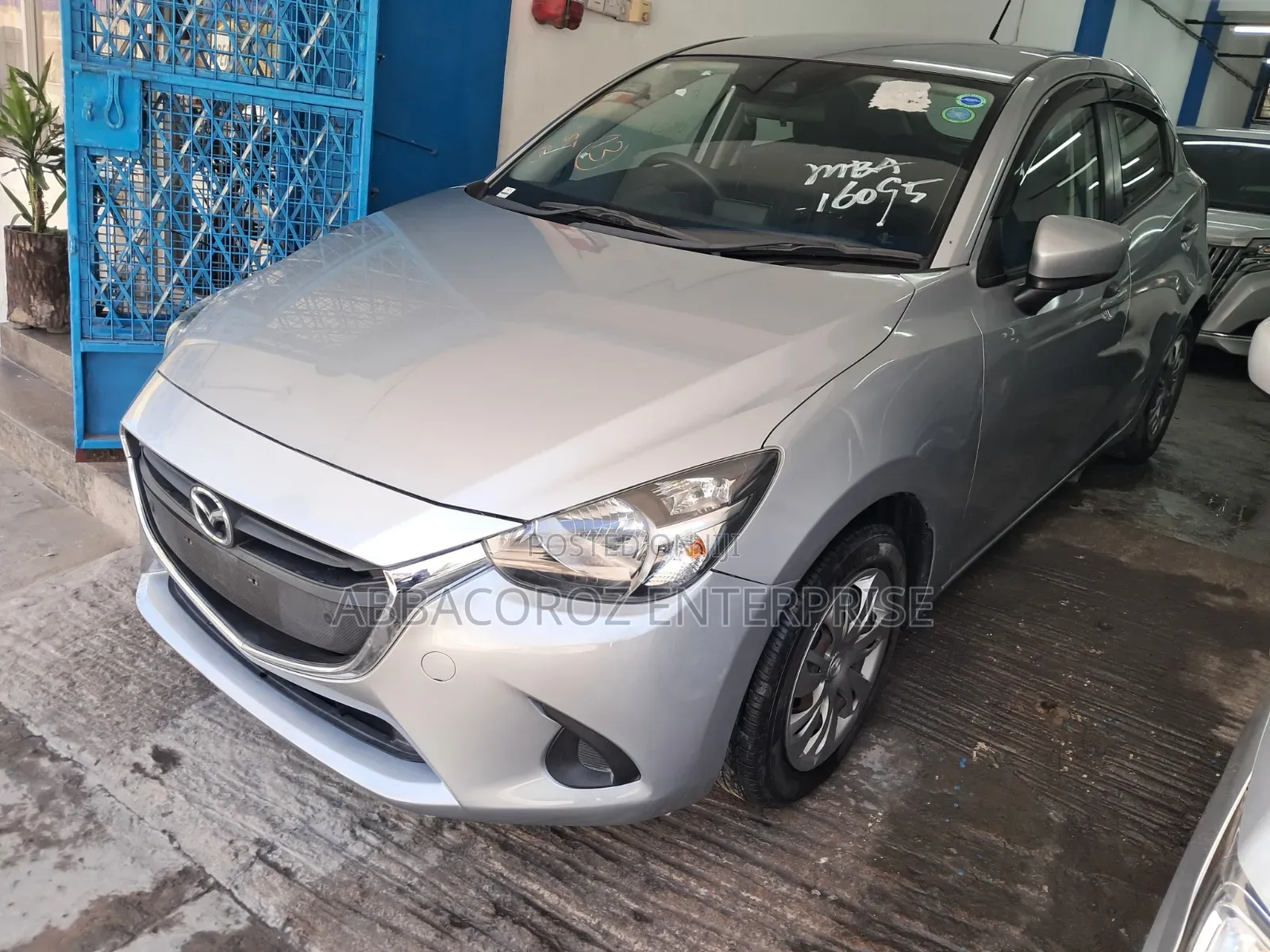 Mazda Demio 2019 Silver