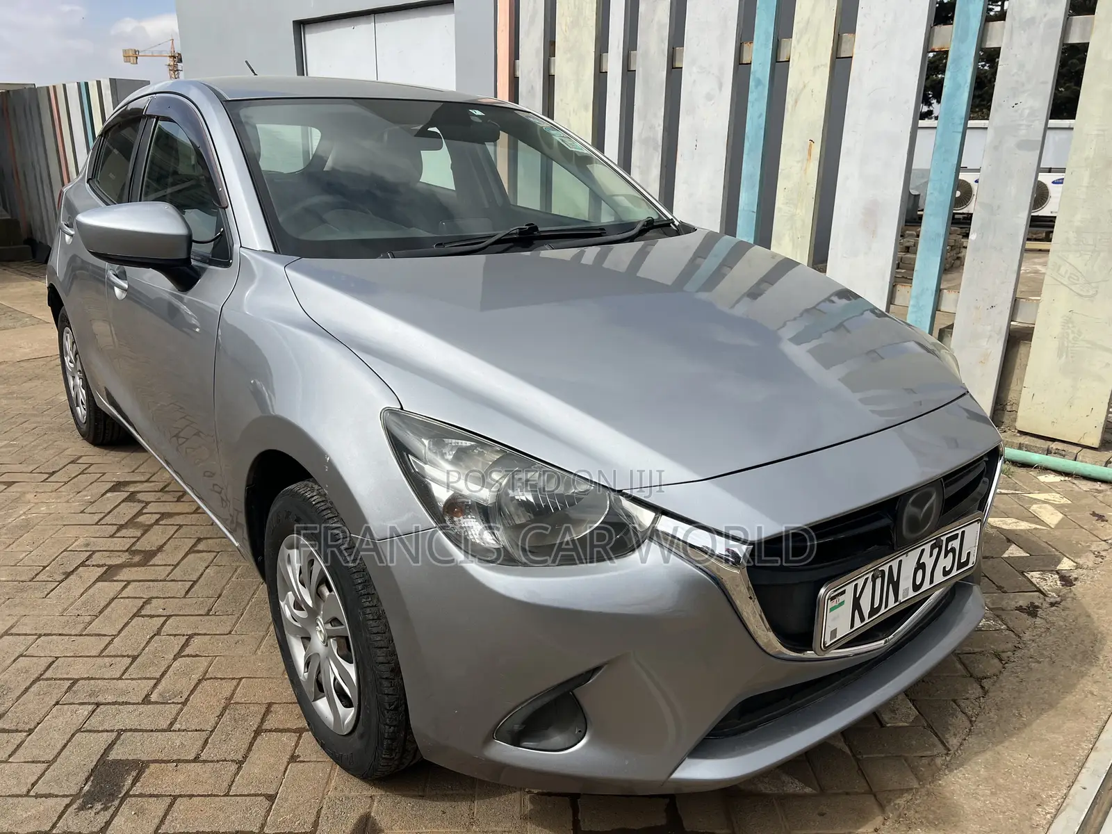 Mazda Demio 2016 Silver