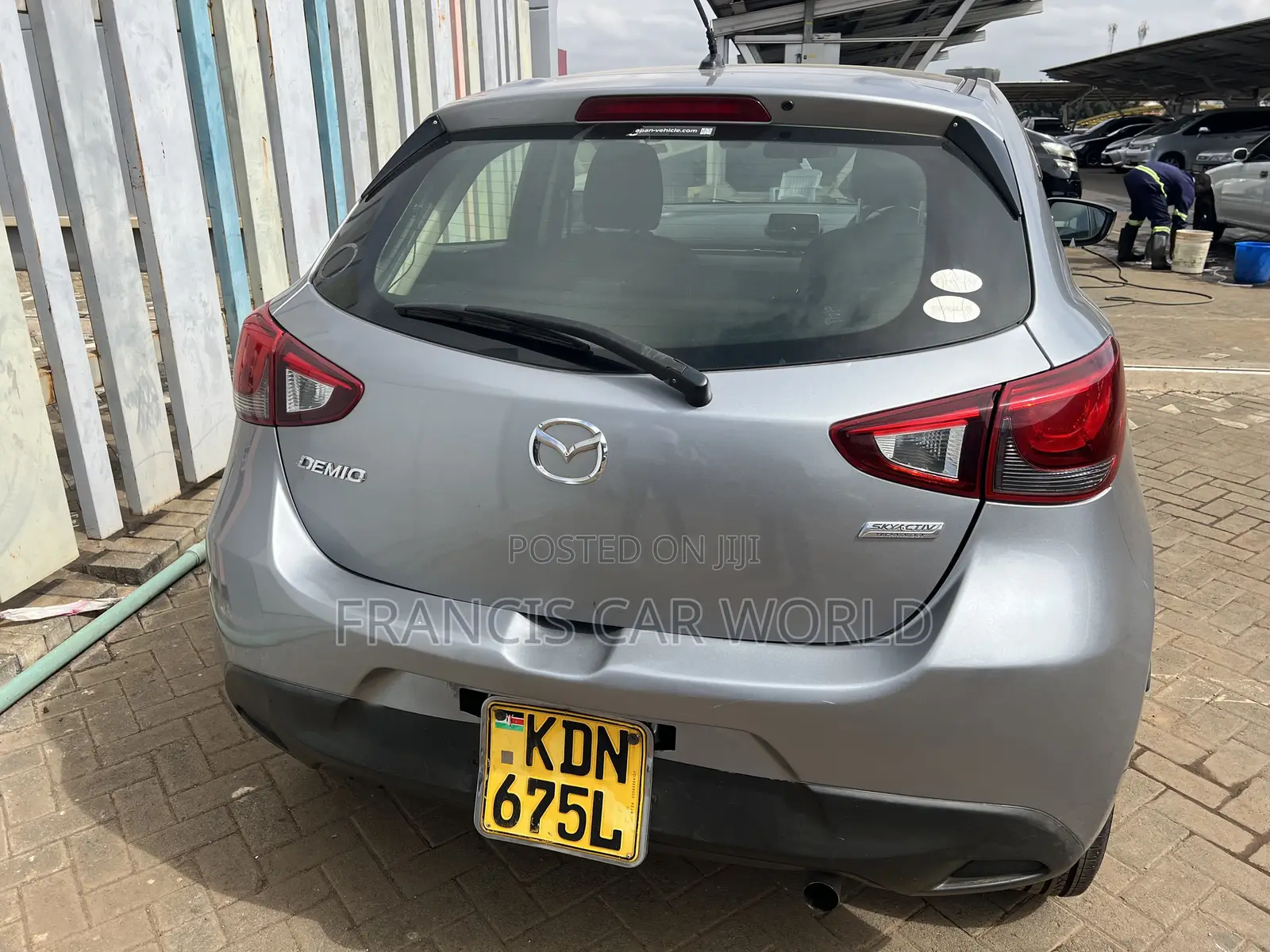 Mazda Demio 2016 Silver