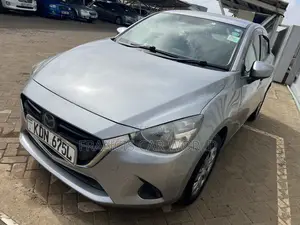 Mazda Demio 2016 Silver