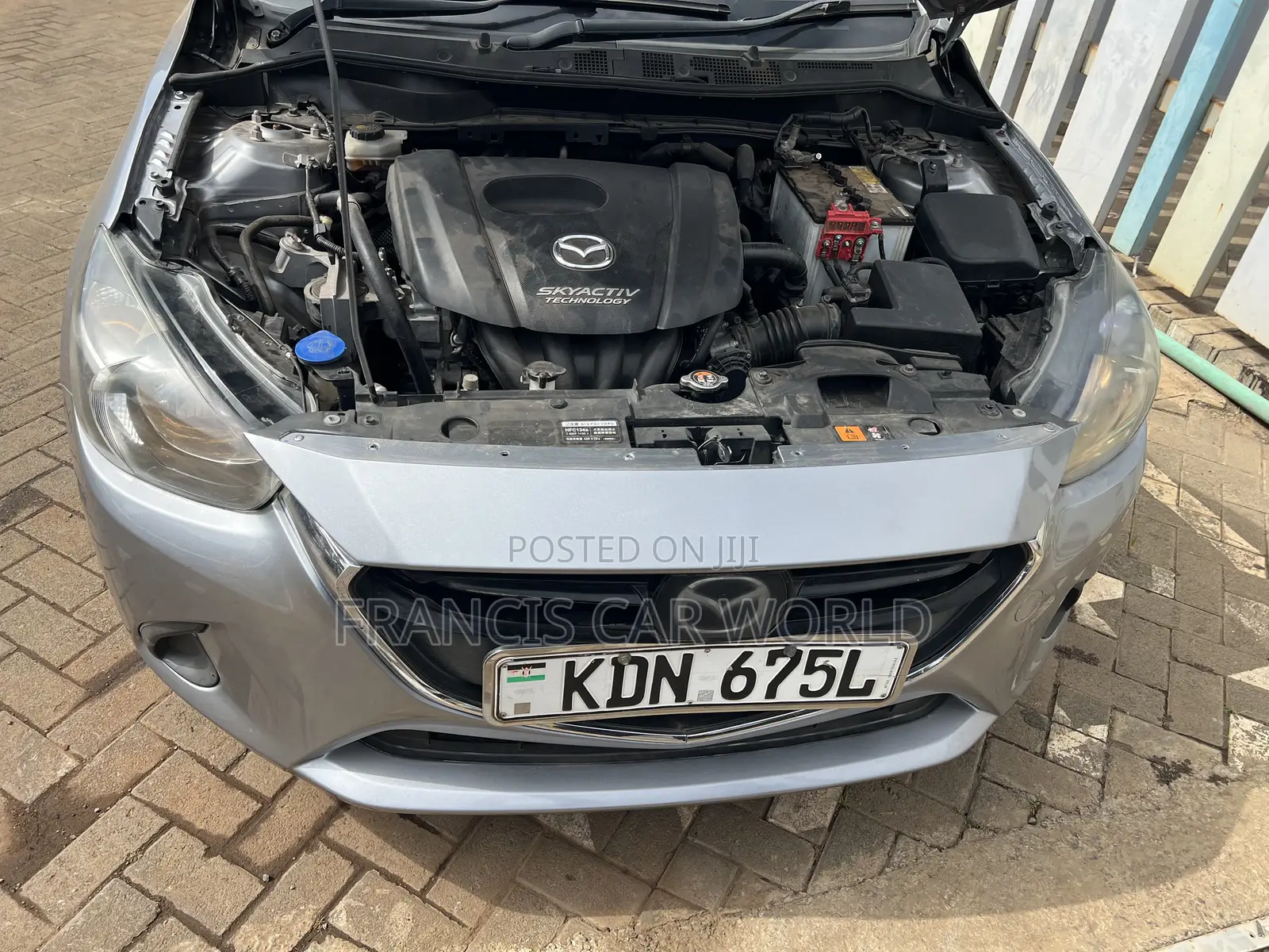 Mazda Demio 2016 Silver