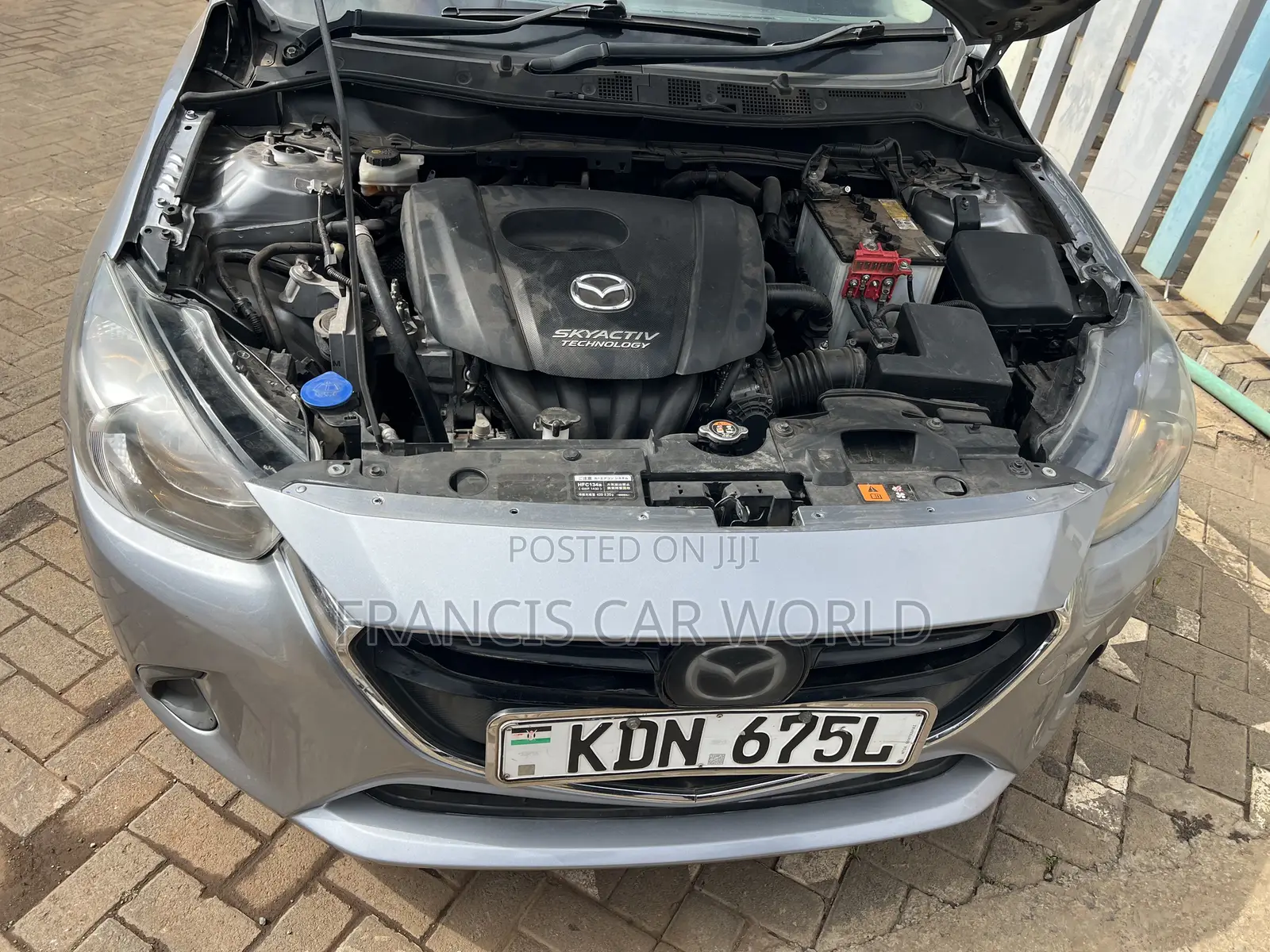 Mazda Demio 2016 Silver