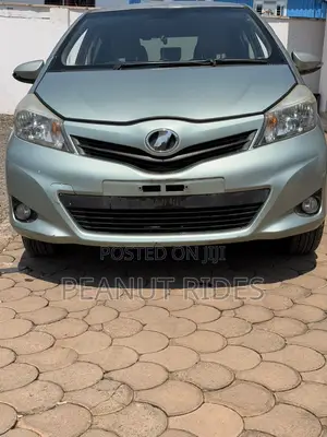 Toyota Vitz 2014