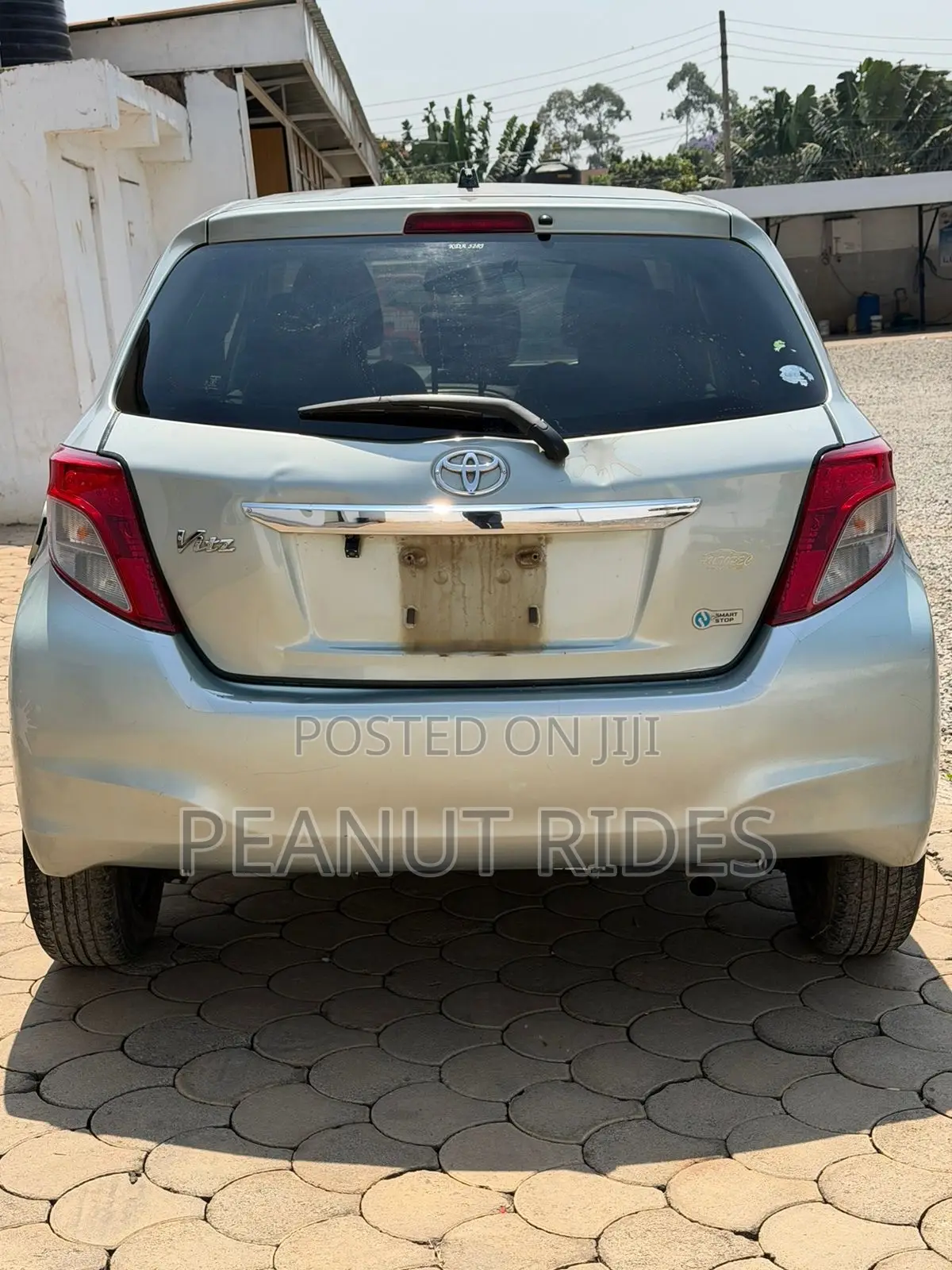 Toyota Vitz 2014