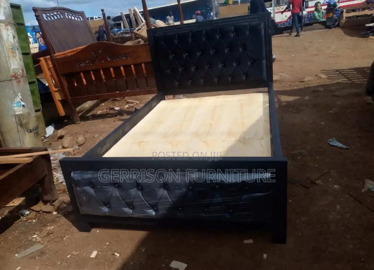 Modern 5x6 Black Mocket Bed Frame