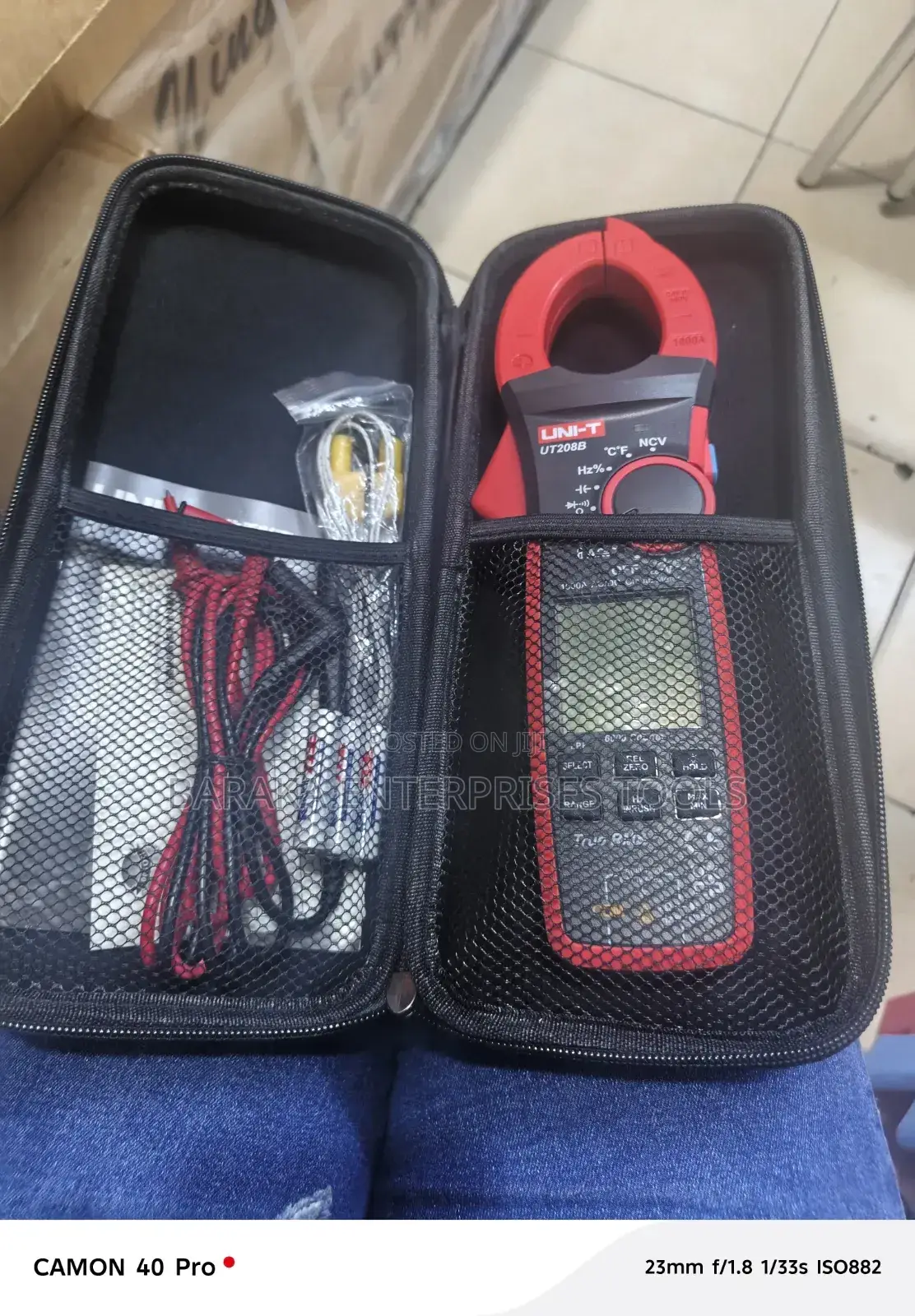 Uni-T 208B Clamp Meter