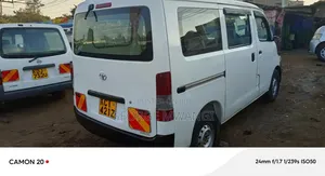 Toyota TownAce 2011 White