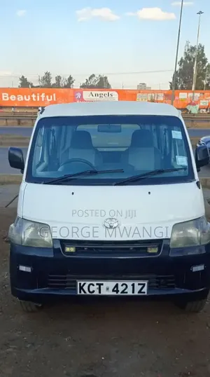 Toyota TownAce 2011 White