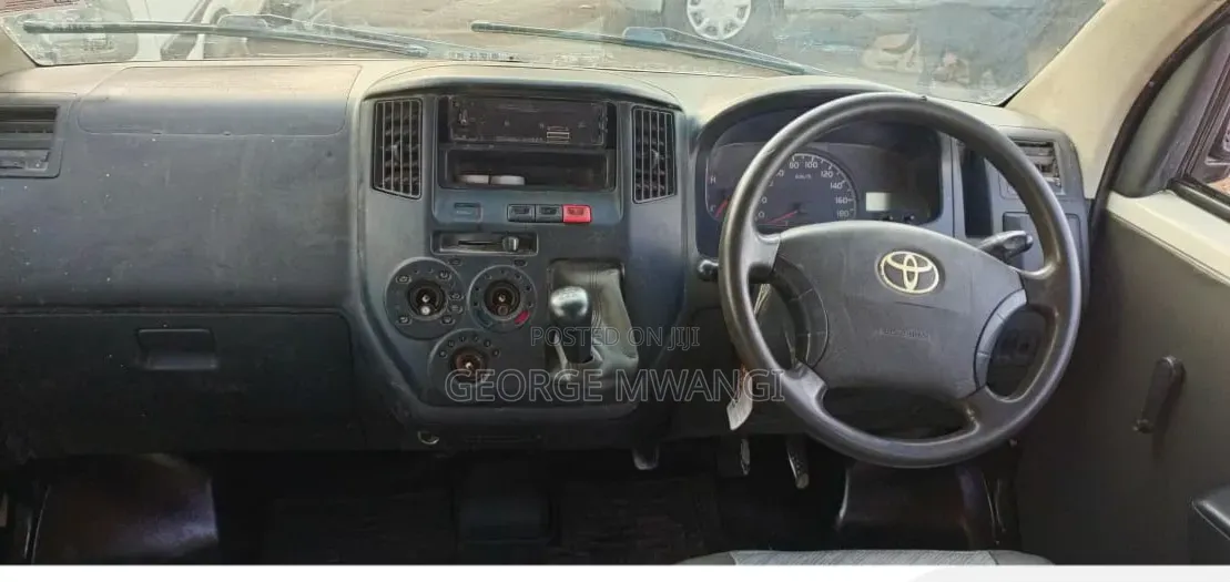 Toyota TownAce 2011 White