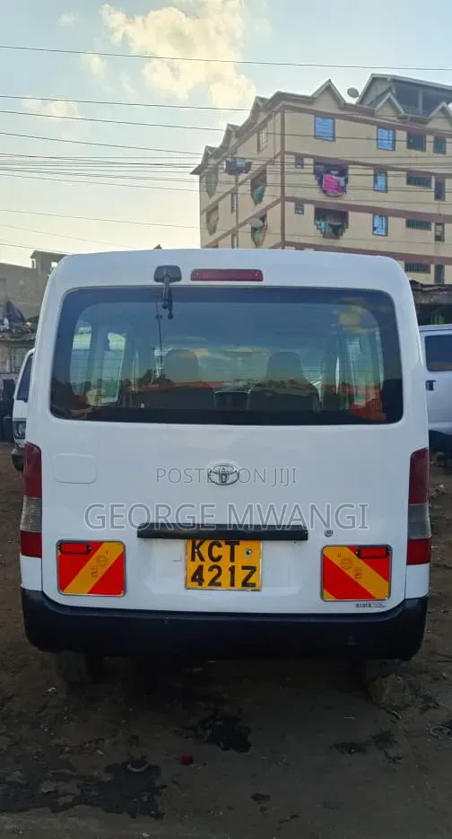 Toyota TownAce 2011 White