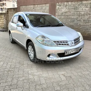 Nissan Tiida 1.5L 16V 2009 Silver