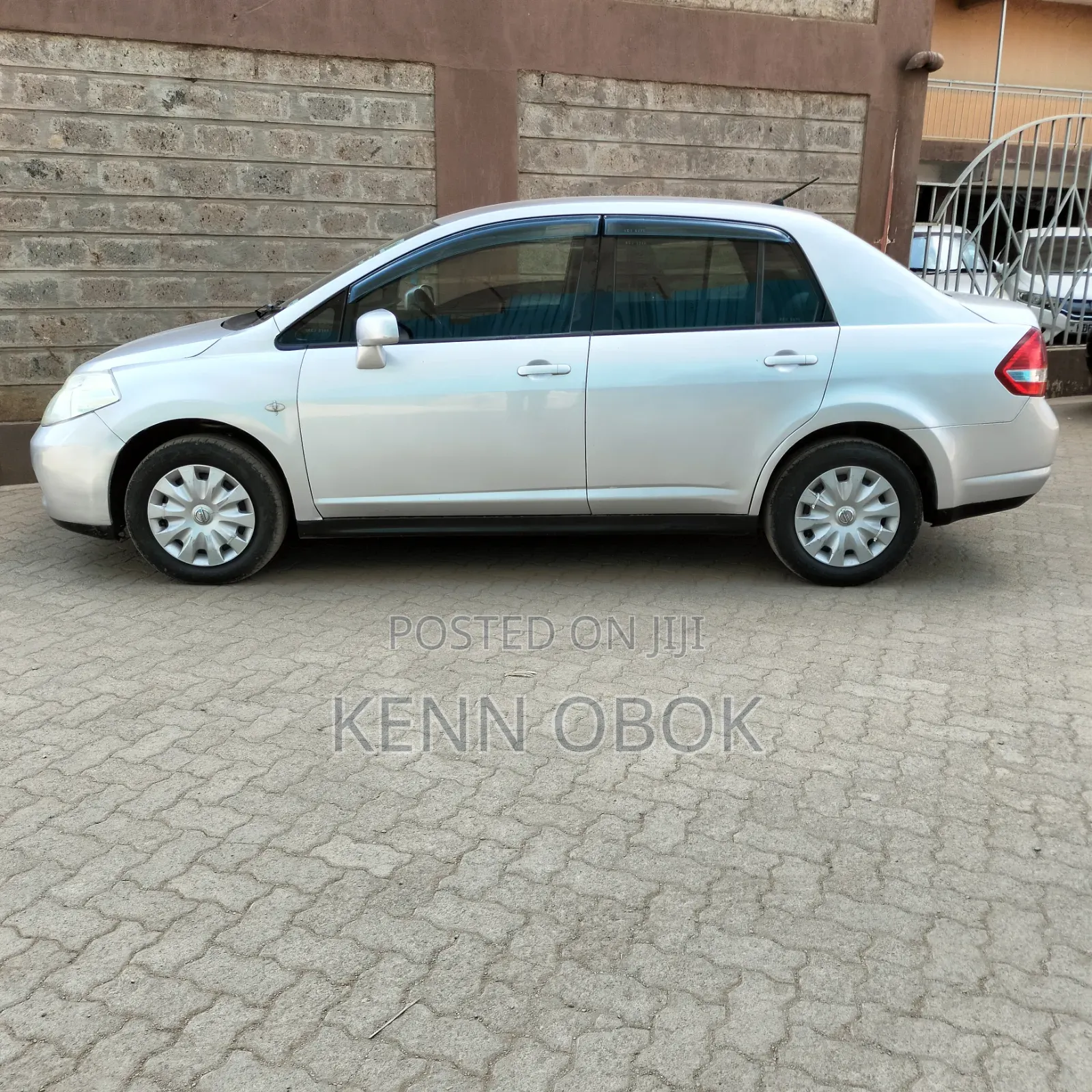 Nissan Tiida 1.5L 16V 2009 Silver