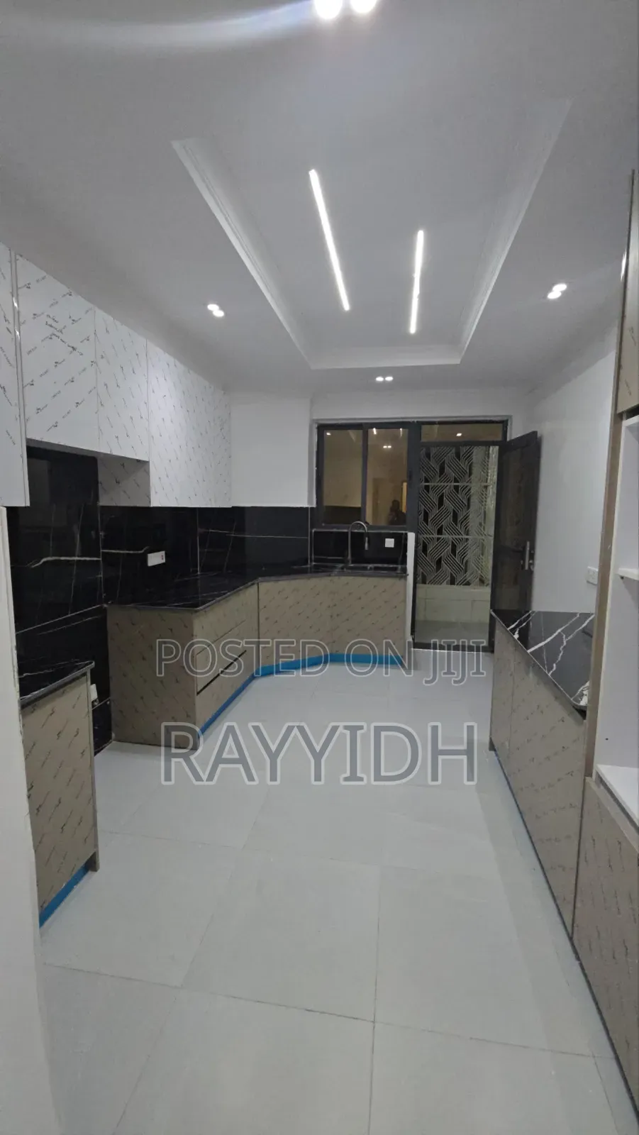 4bdrm Apartment in South C for sale