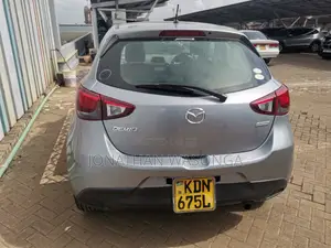 Mazda Demio 2016 Gray