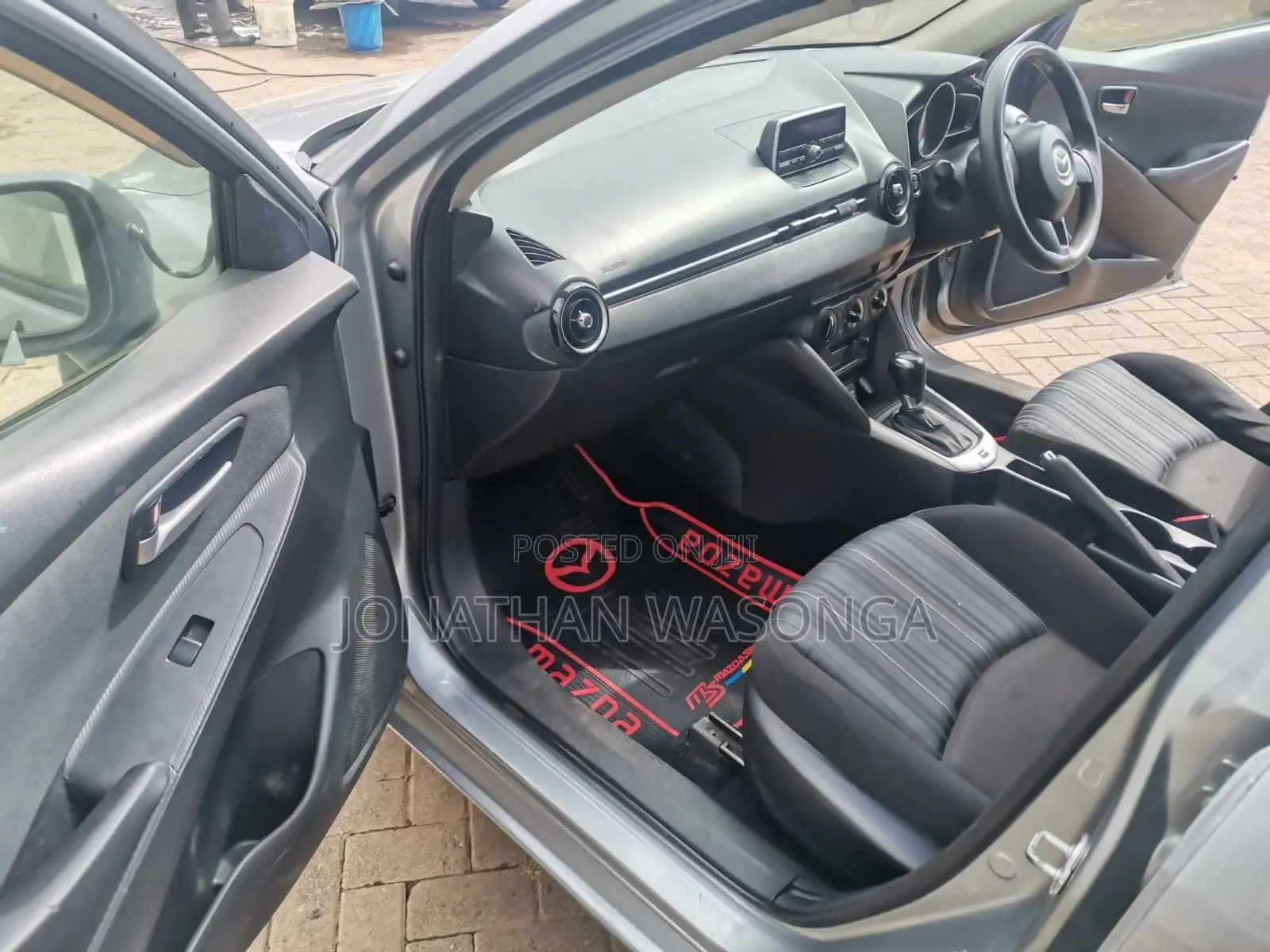 Mazda Demio 2016 Gray