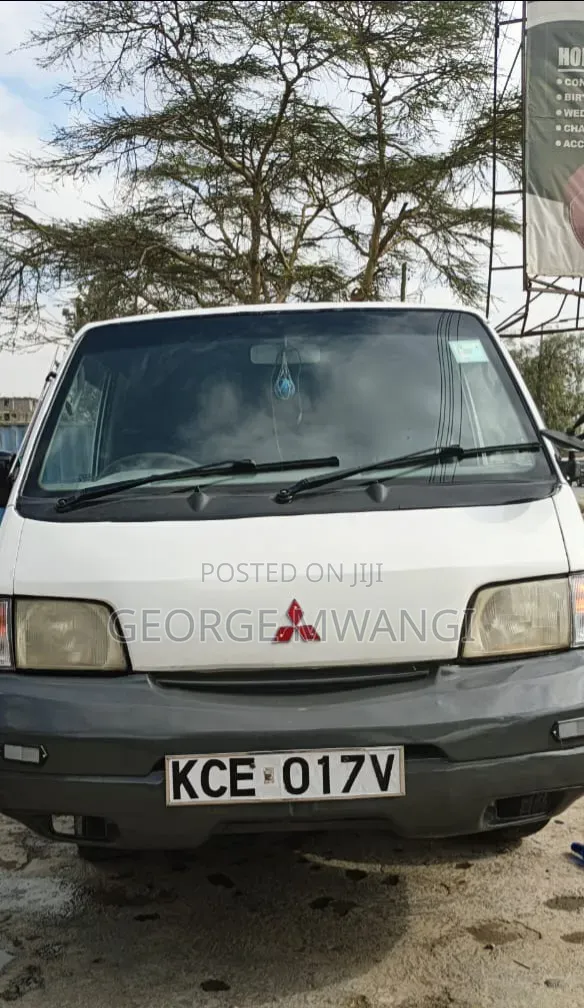 Nissan Vanette 2008 White