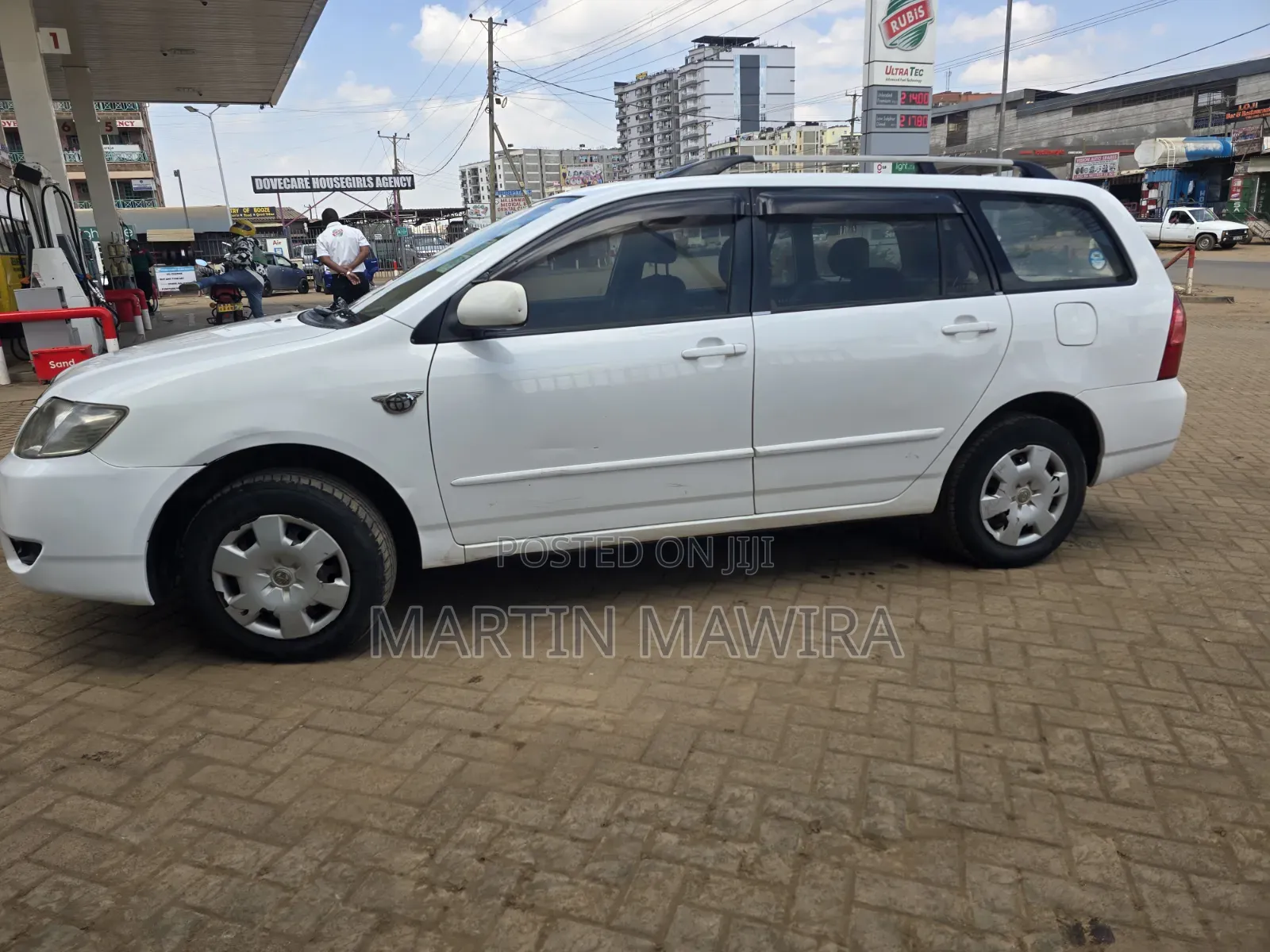 Toyota Harrier 2006 White