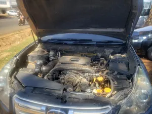 Subaru Outback 2.5i Limited 2010 Black