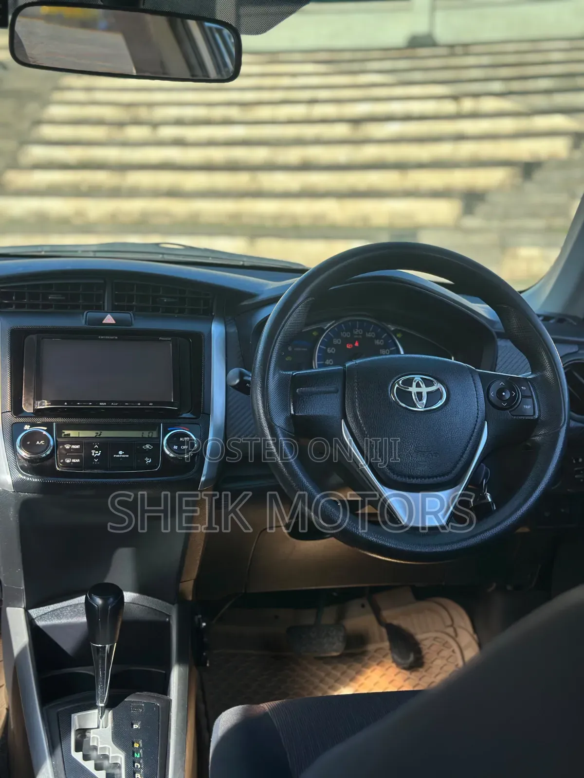 Toyota Corolla Fielder 2013 Silver