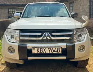 Mitsubishi Pajero 2007 White