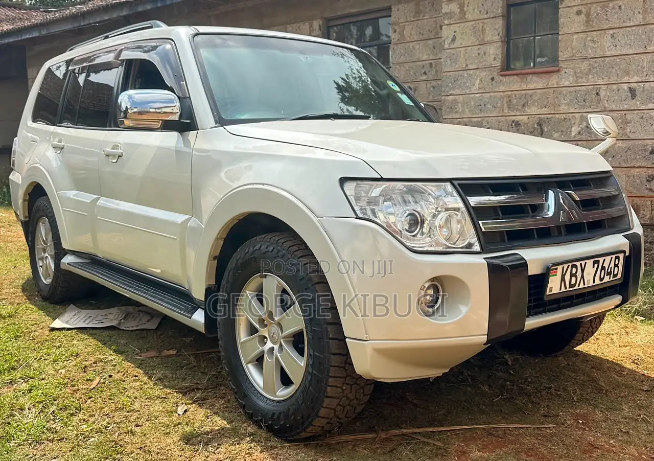 Mitsubishi Pajero 2007 White