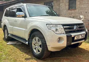 Mitsubishi Pajero 2007 White