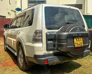 Mitsubishi Pajero 2007 White