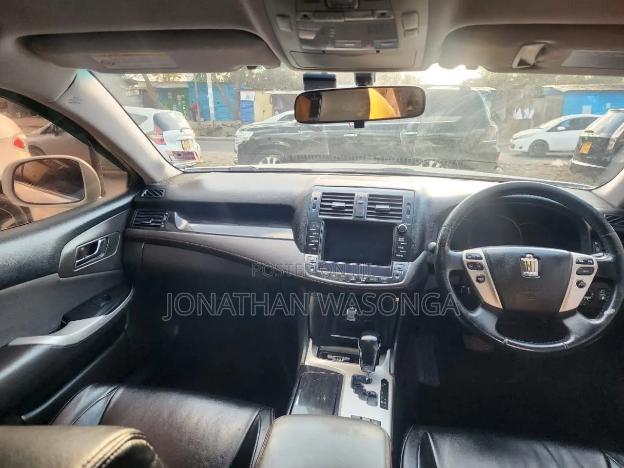 Toyota Crown 2011 White