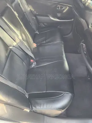 Toyota Crown 2011 White