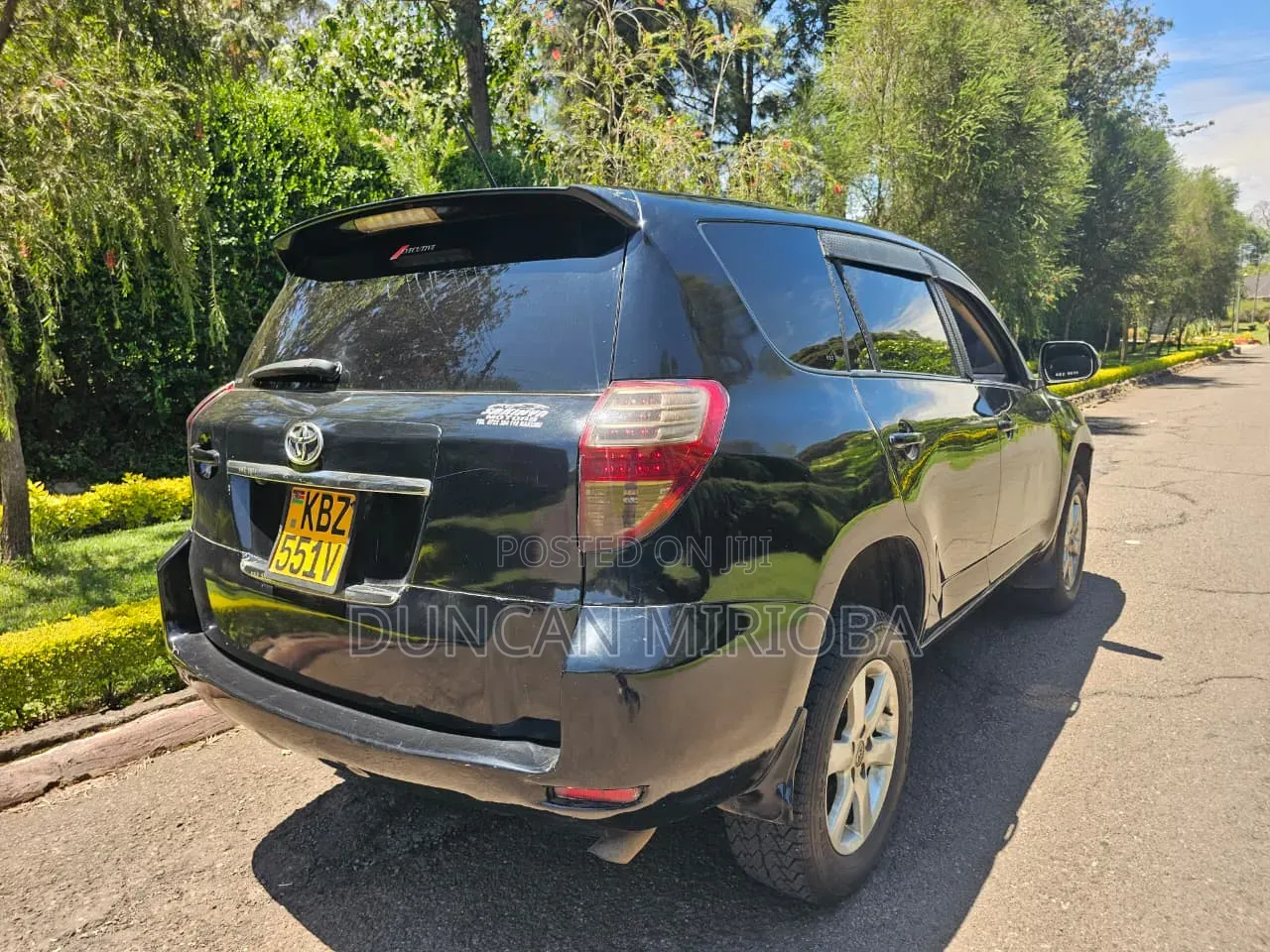 Toyota Vanguard 2013 Black