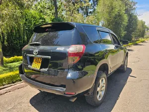 Toyota Vanguard 2013 Black