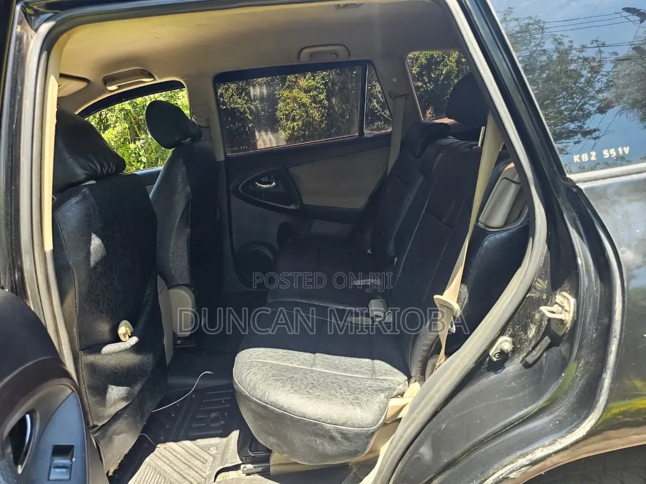 Toyota Vanguard 2013 Black