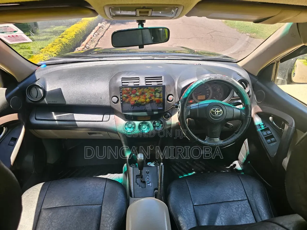Toyota Vanguard 2013 Black