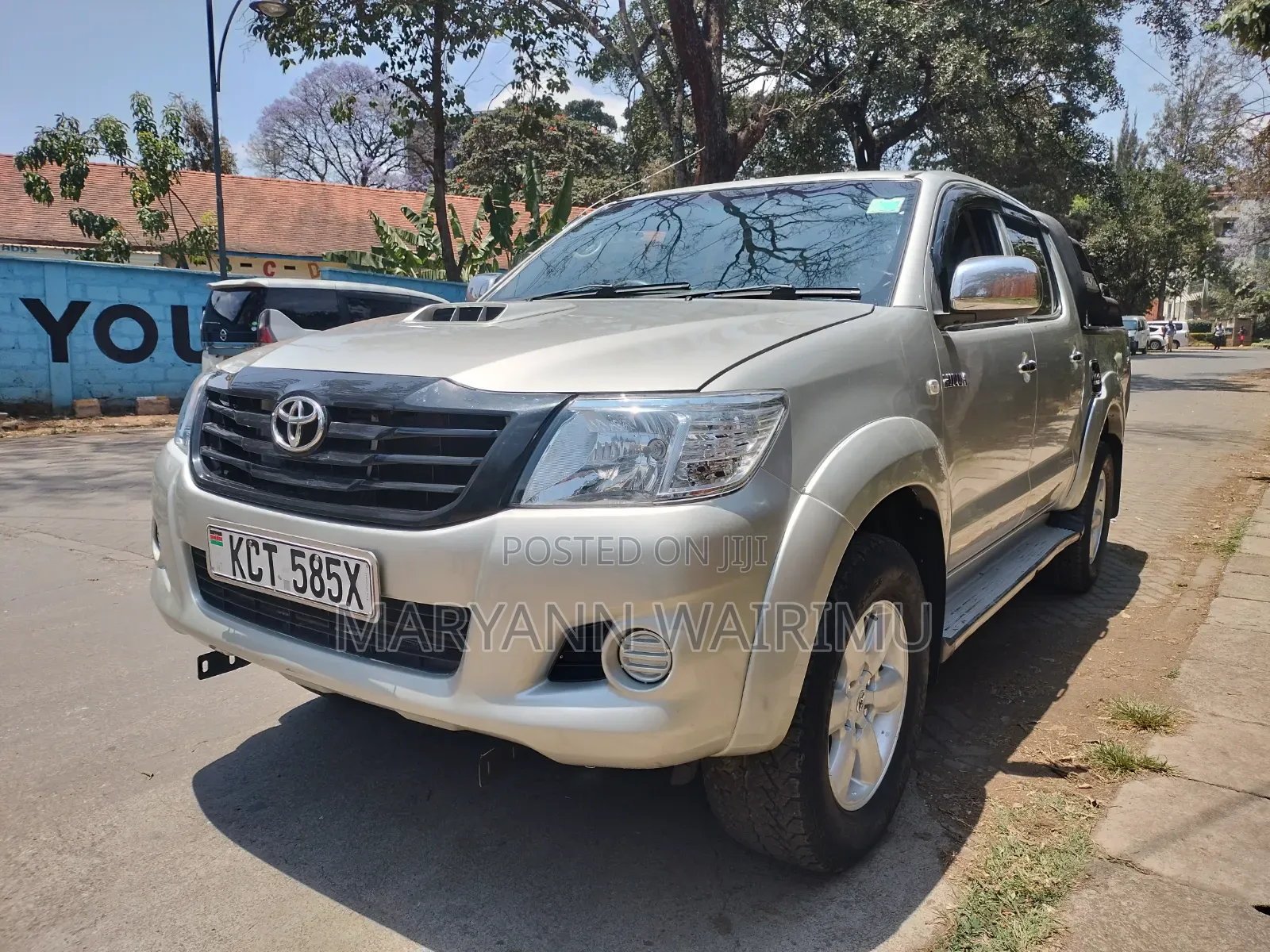 Toyota Hilux 3.0 D-4D 4x4 2012 Silver