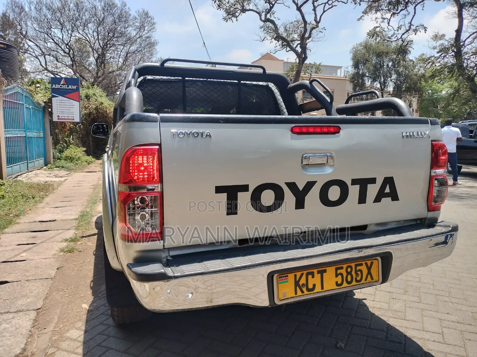 Toyota Hilux 3.0 D-4D 4x4 2012 Silver