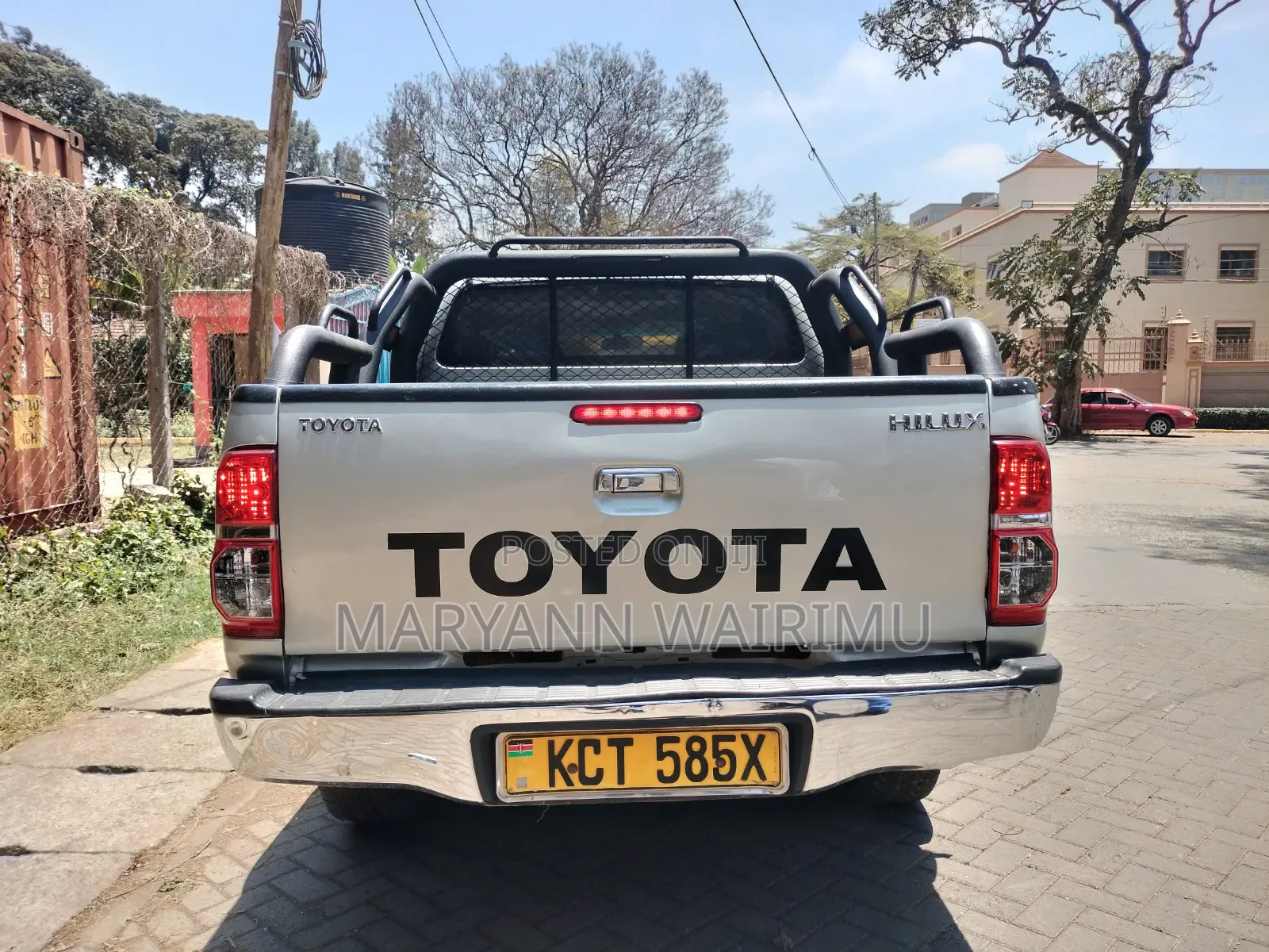 Toyota Hilux 3.0 D-4D 4x4 2012 Silver