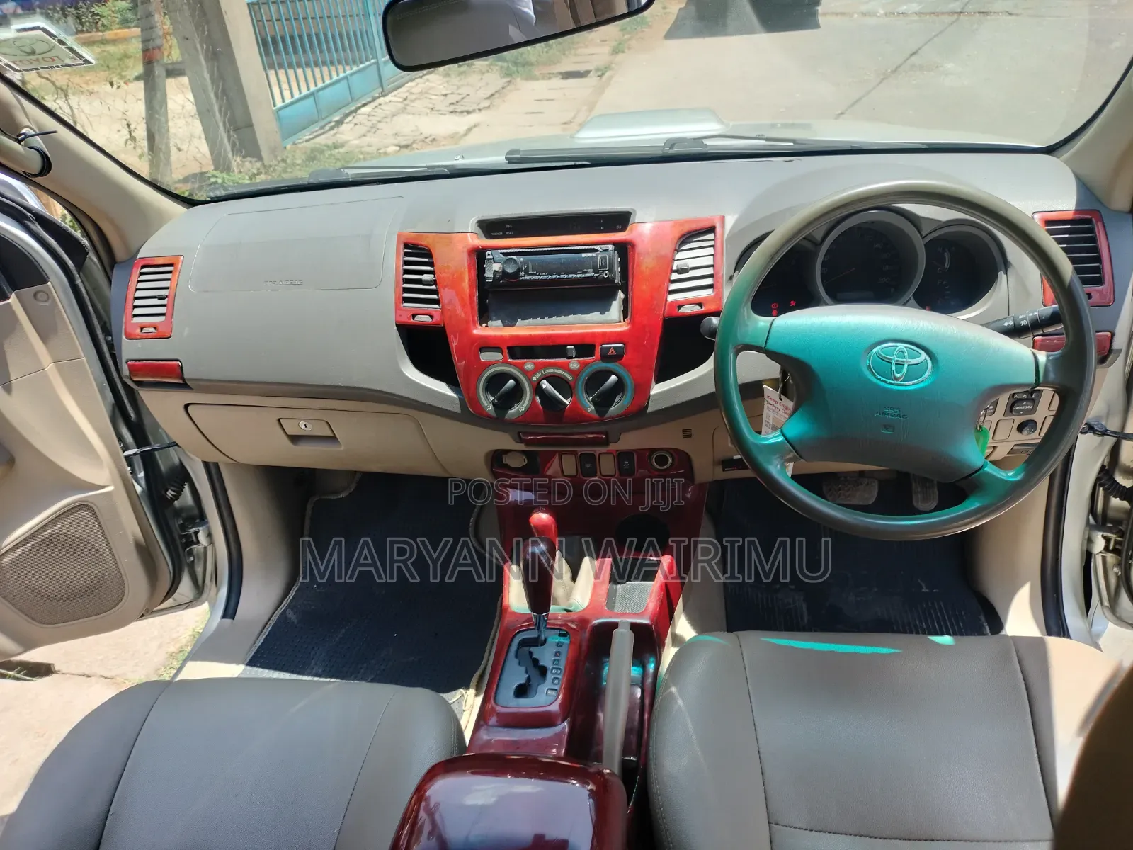 Toyota Hilux 3.0 D-4D 4x4 2012 Silver
