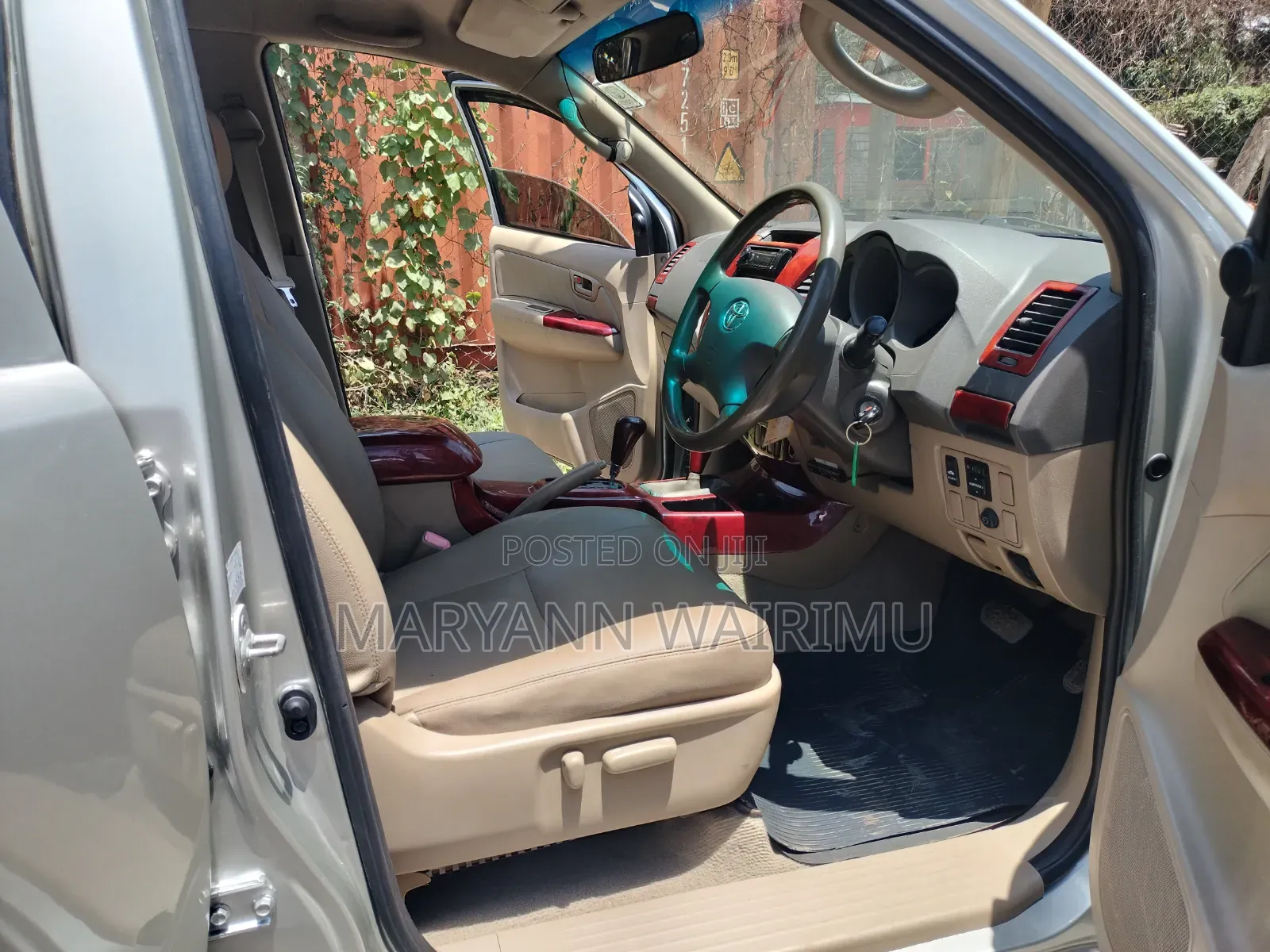 Toyota Hilux 3.0 D-4D 4x4 2012 Silver